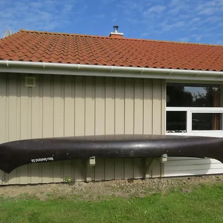 Ferienhaus Lavinia 別荘 オッテルンドルフ